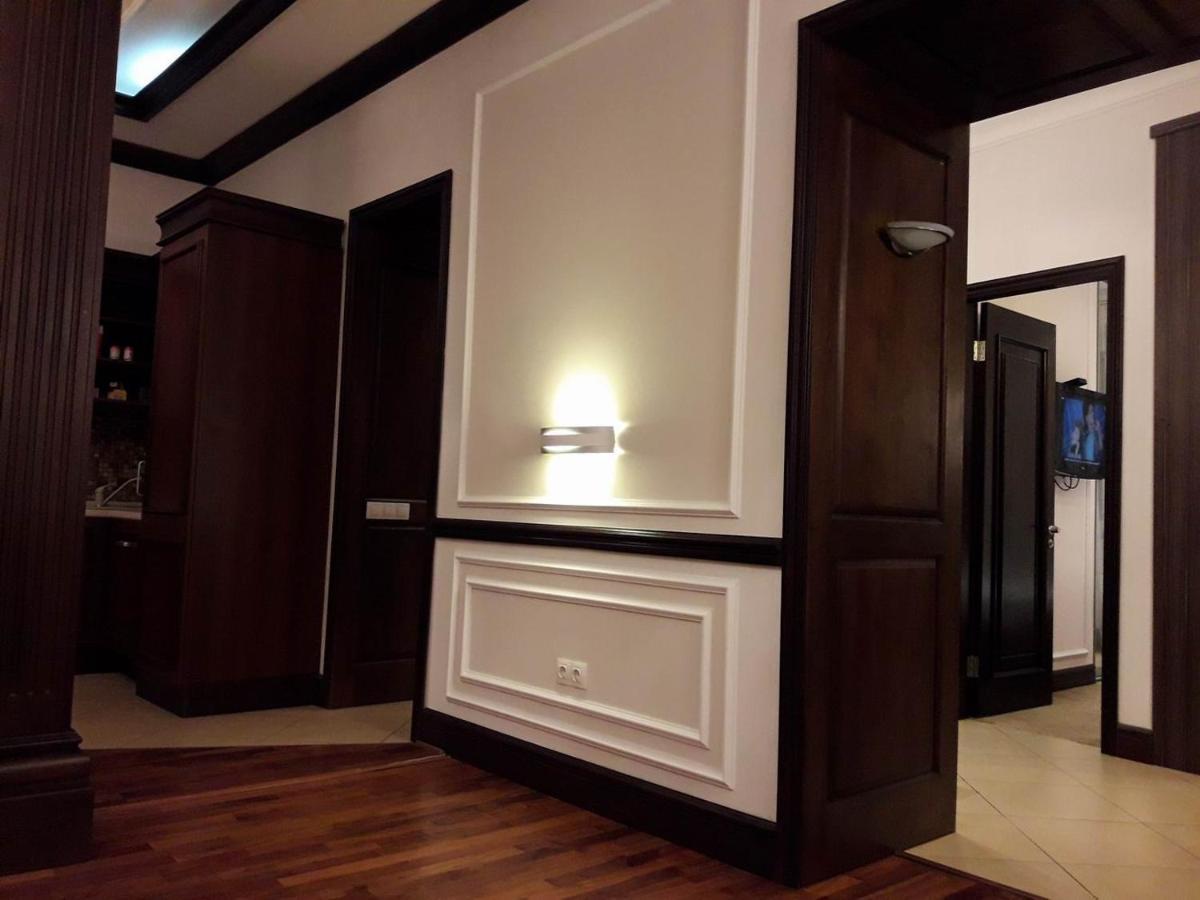 Vip Apartment. Kreshatik, Maidan Nezavisimosti. Kiev Exteriör bild